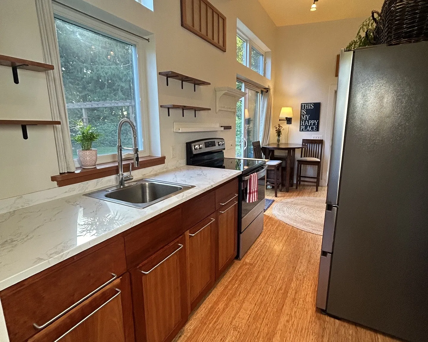 2134 Cherry St — Photo 4