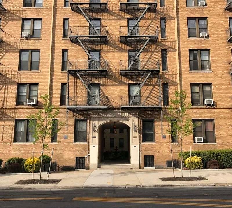 1st image of 25-21 31st Ave #D41