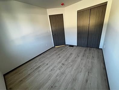 3rd image of 4903 E Grace Ave