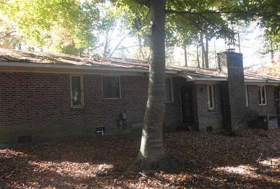 2nd image of 3140 Greenfield Dr