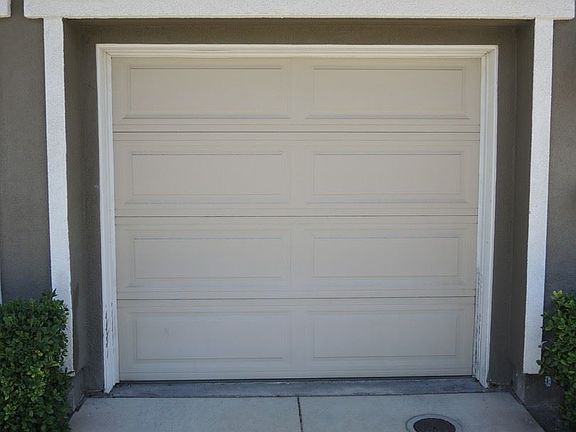3rd image of 2128 Sheffield Dr