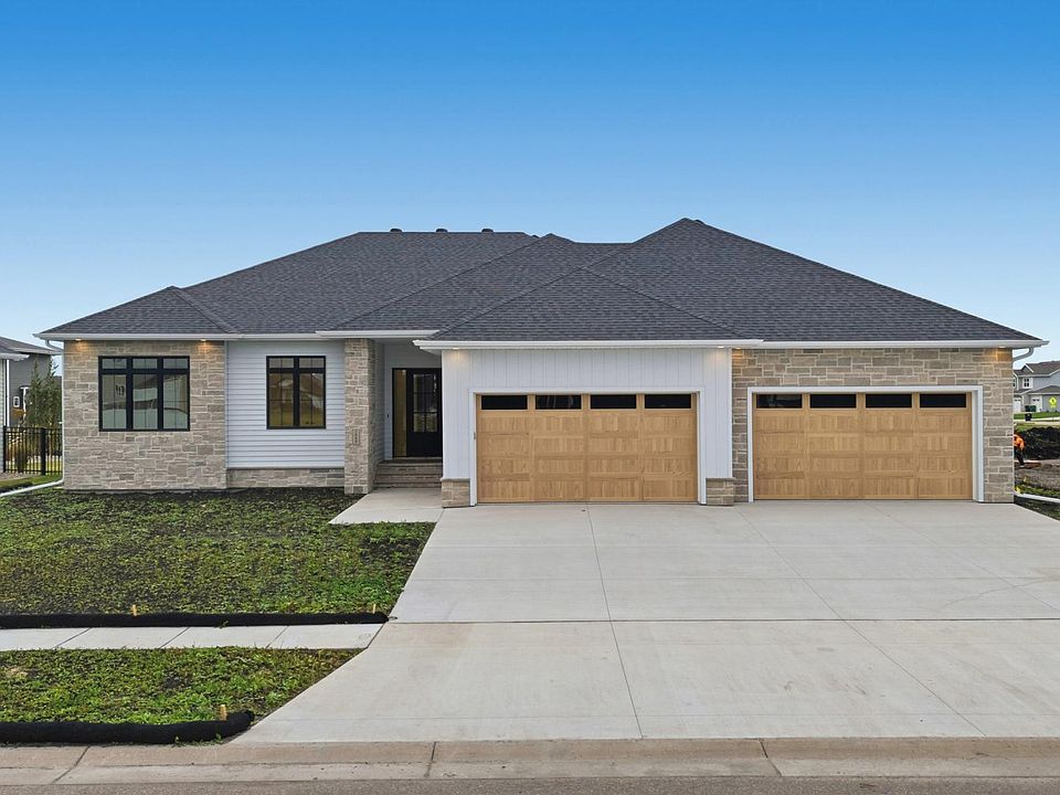 1st image of 1089 Hickory Ln
