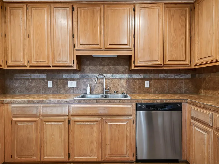 2500 Steck Ave #39 — Photo 9