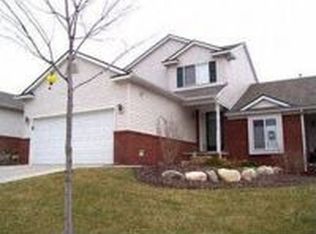 975 Spirea, Howell, MI 48843