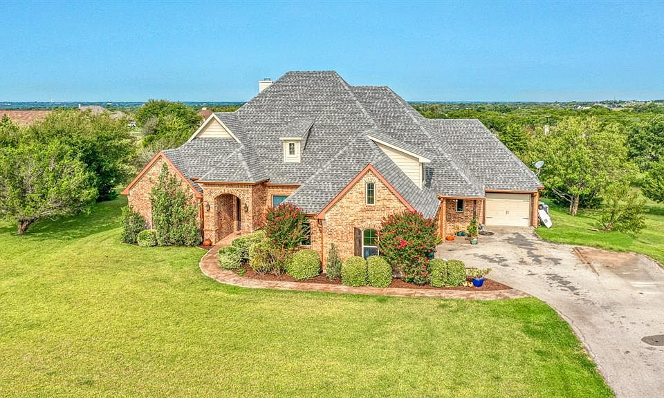 1st image of 619 Sandwood Ct