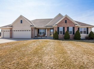 802 Melbourne Rd, Eagle, WI 53119