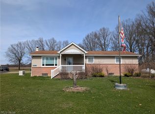 14086 Ellsworth Rd, Berlin Center, OH 44401