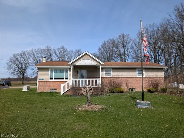 14086 Ellsworth Rd, Berlin Center, OH 44401