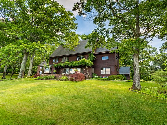 37 Prattling Pond Road