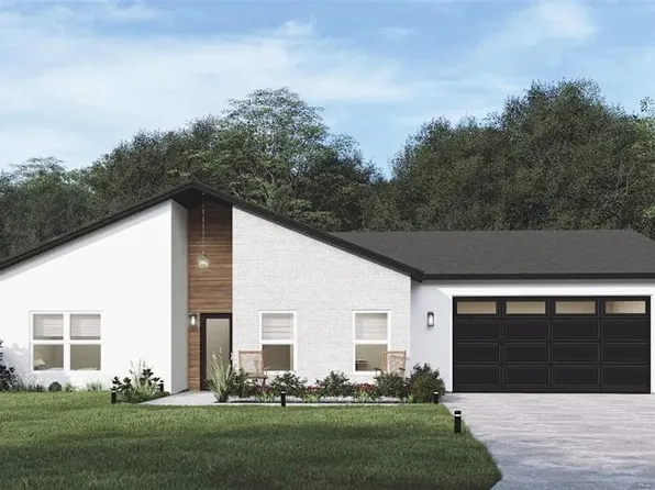 131 Kingston St S, Saint Petersburg, FL 33711