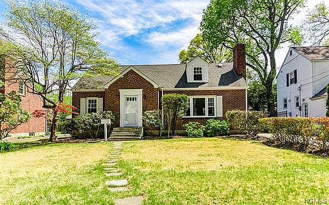 1st image of 3 Holmes Ave