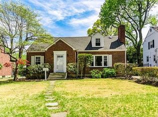 3 Holmes Ave, Hartsdale, NY 10530