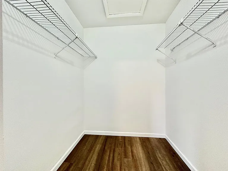 1917 NW 94th Ave #204A — Photo 29