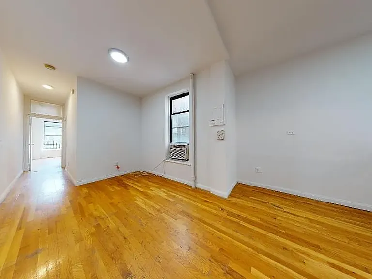 525 E 83rd St #5W — Photo 6