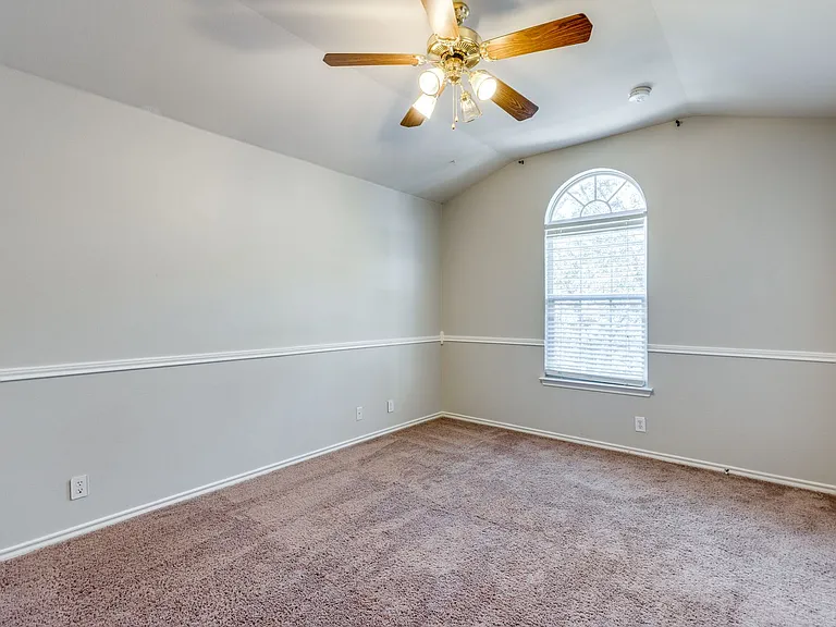 15834 Redwoods Mnr — Photo 20