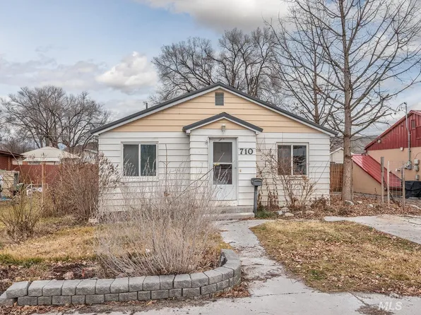 710 Smith St S, Vale, OR 97918
