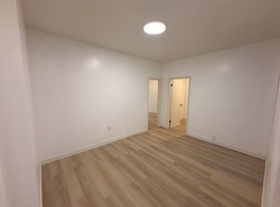 233 Henry St APT 1R, New York, NY 10002