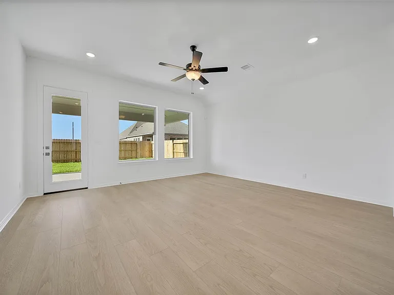 42710 Loma Vista Ct — Photo 14