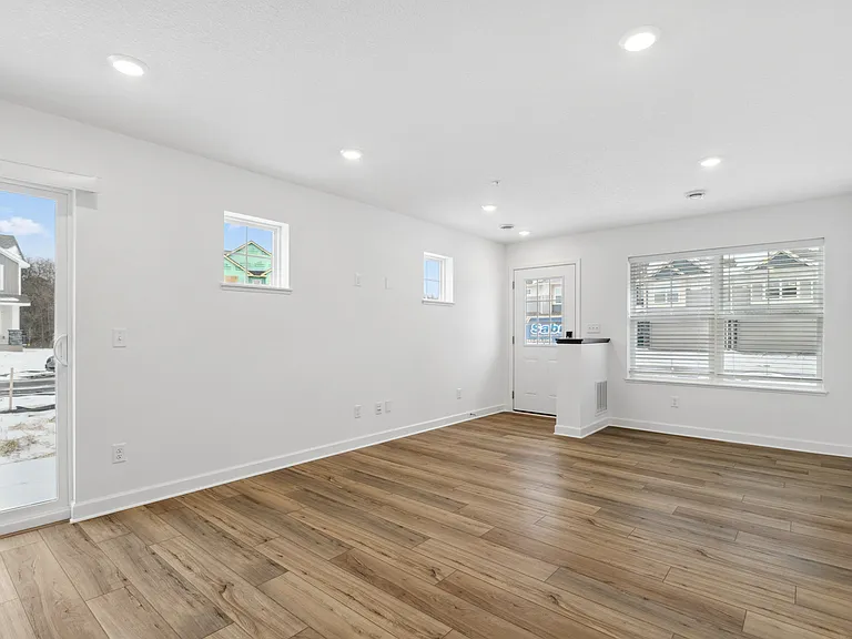 15014 Ferret St NW — Photo 3