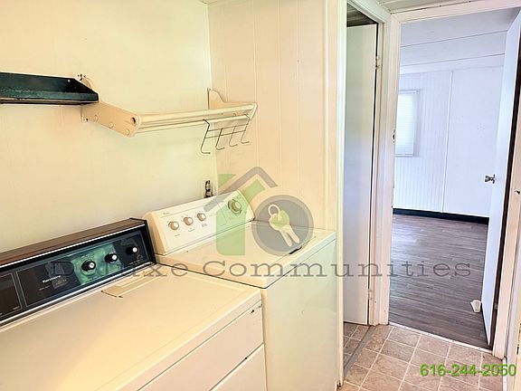5th image of 3337 Wesler Dr #30