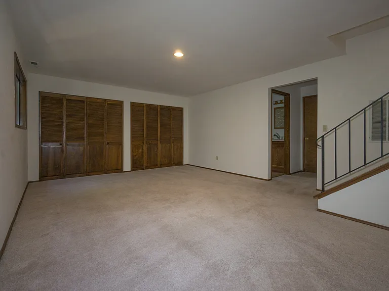 16708 SE 40th Pl — Photo 12