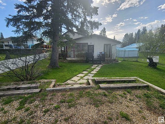 2nd image of 5838 50th St