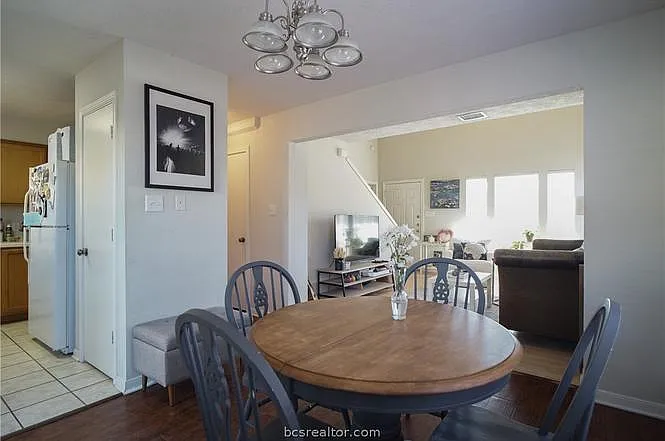 505 Thornton Ct — Photo 11