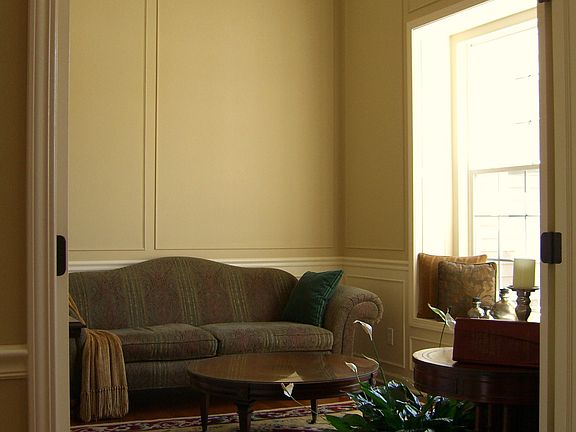 Living Room/Office