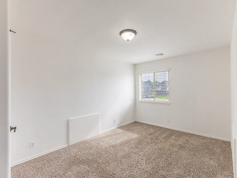 1301 W Elmira Pl — Photo 44