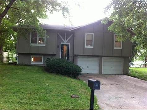1st image of 1508 SE 16th Pl