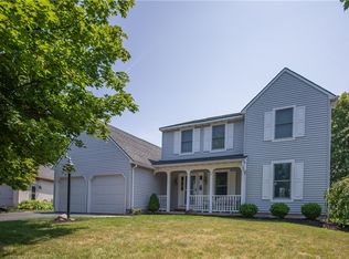 5002 Chesapeake Dr, North Syracuse, NY 13212