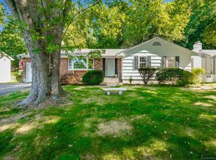 276 Carroll Rd, Fairfield, CT 06824