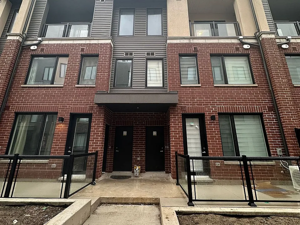 3409 Ridgeway Dr #32