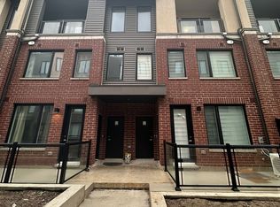 3409 Ridgeway Dr #32, Mississauga, ON L5L 0B9