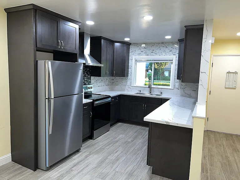 Grand Lake Dr — Photo 6
