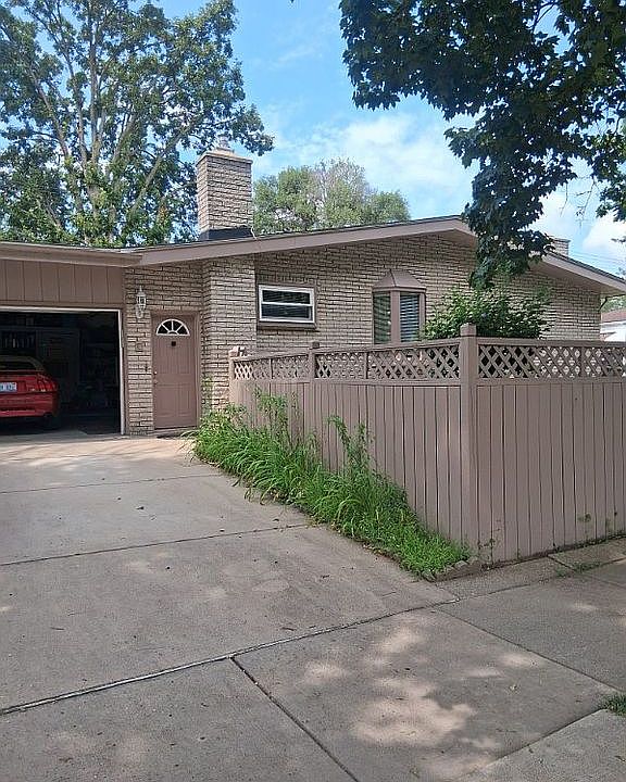 1500 Capitol Ave, photo 5