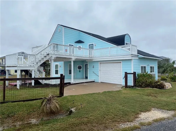 101 Donna Ln, Rockport, TX 78382