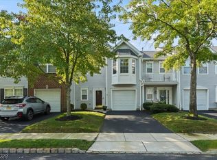32 Picket Pl #B, Freehold, NJ 07728