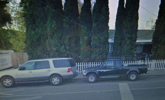 2nd image of 1606 Middlefield Rd