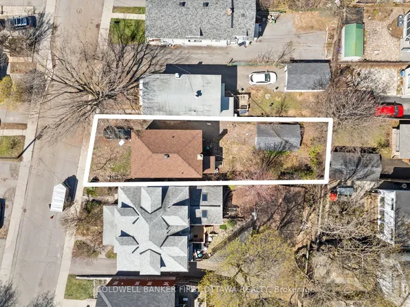57 Muriel St, Ottawa, ON K1S 4C9