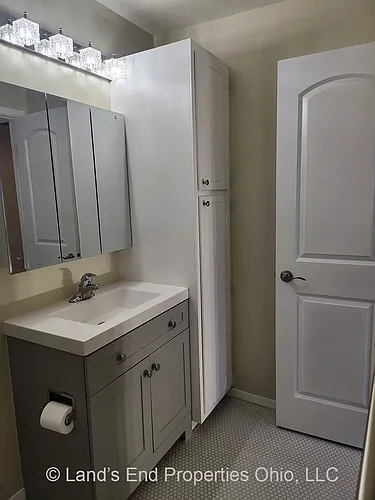 216 Moore Rd #4K Photo 1