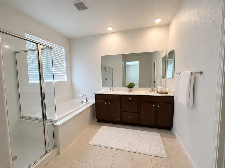 2434 Buzz Aldrin Way — Photo 31