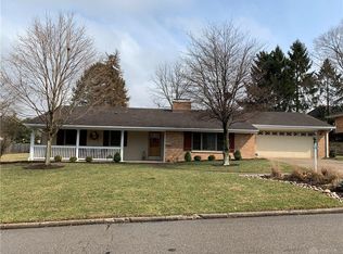 4458 Mapleridge Pl, Dayton, OH 45429