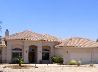 711 Ridgecrest Dr, Carlsbad, NM 88220