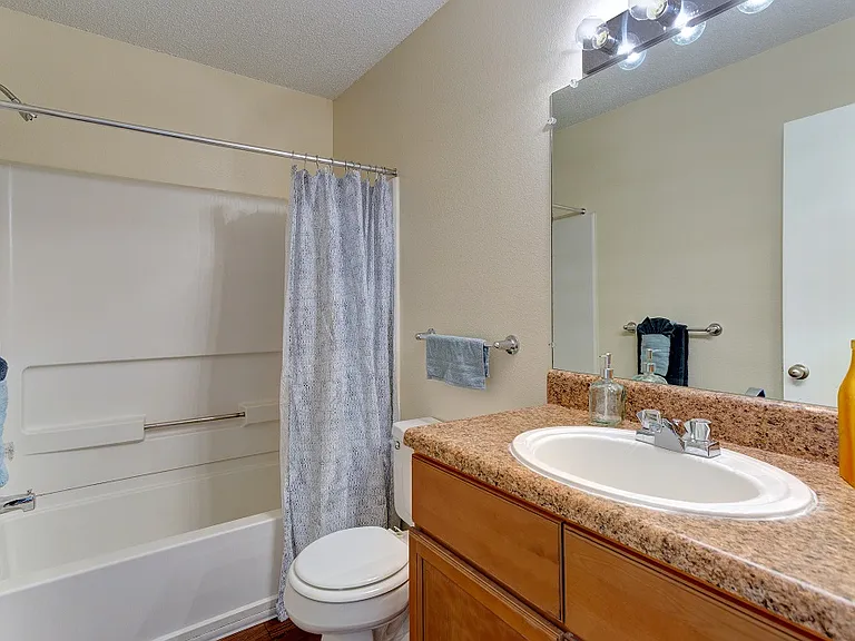 Terrace Park Apartments — Photo 15