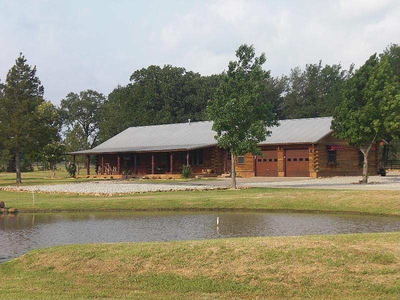 2nd image of 435 Carter Ln