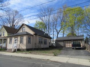 6 Lippold St, Methuen, MA 01844