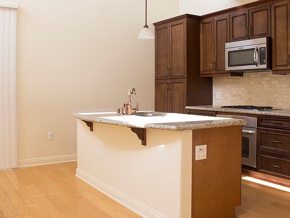 3rd image of 23130 Sherman Pl Unit 105