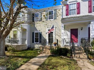 15697 Viewpoint Cir, Dumfries, VA 22025