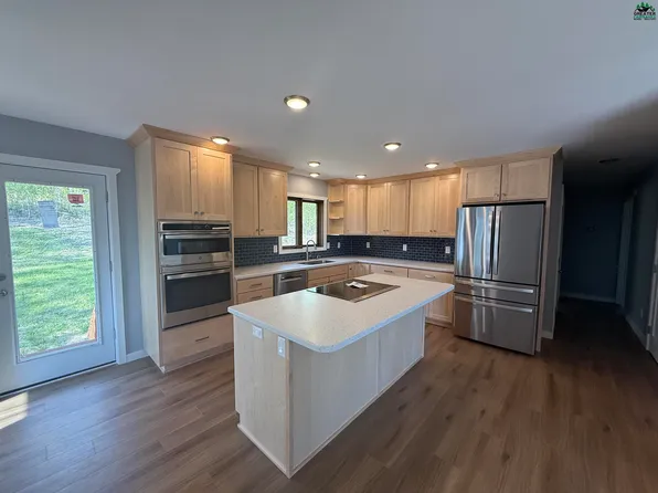 436 Valley View Dr, Fairbanks, AK 99712